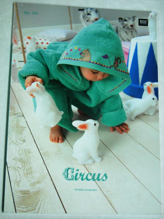 n°144 livre Circus